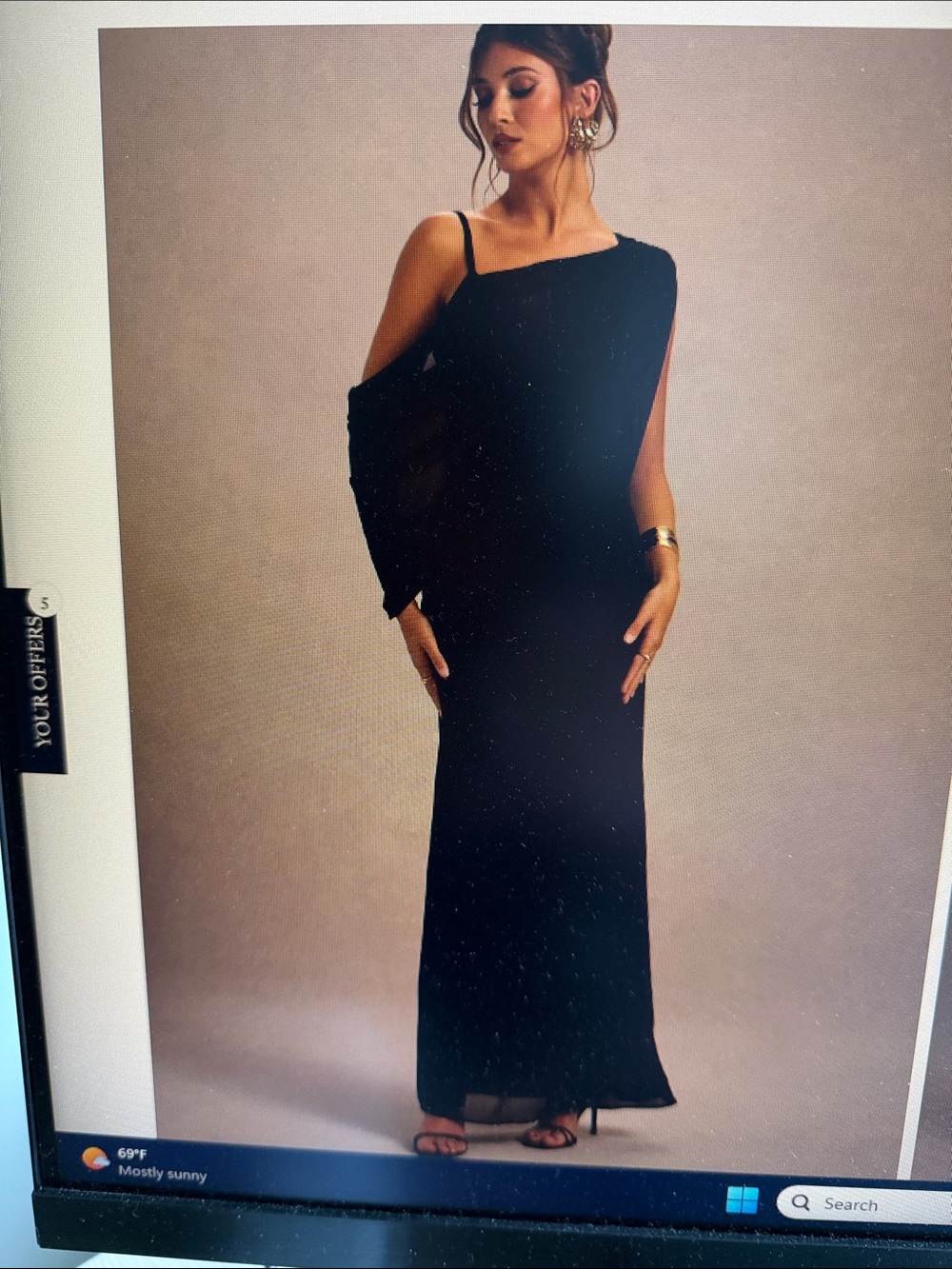 Club L London Black One-Shoulder Evening Gown